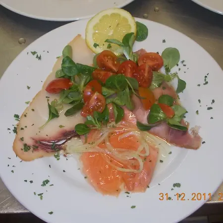 贝拉焦酒店 3* 奥瓦达